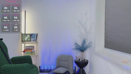 Natasha2025 live cam screenshot female on TokenKeno — Tip, Play & Watch Live Cams — screenshot #1