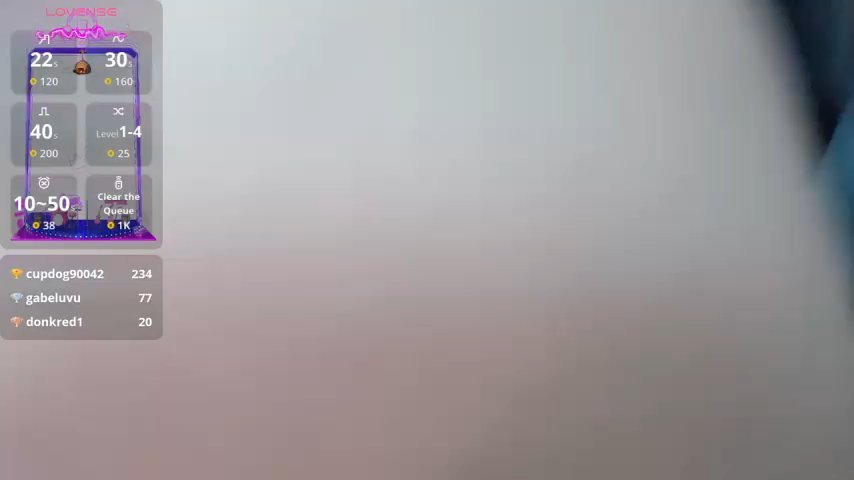 QQ88-99 live cam screenshot female from China on TokenKeno — Tip, Play & Watch Live Cams — screenshot #1